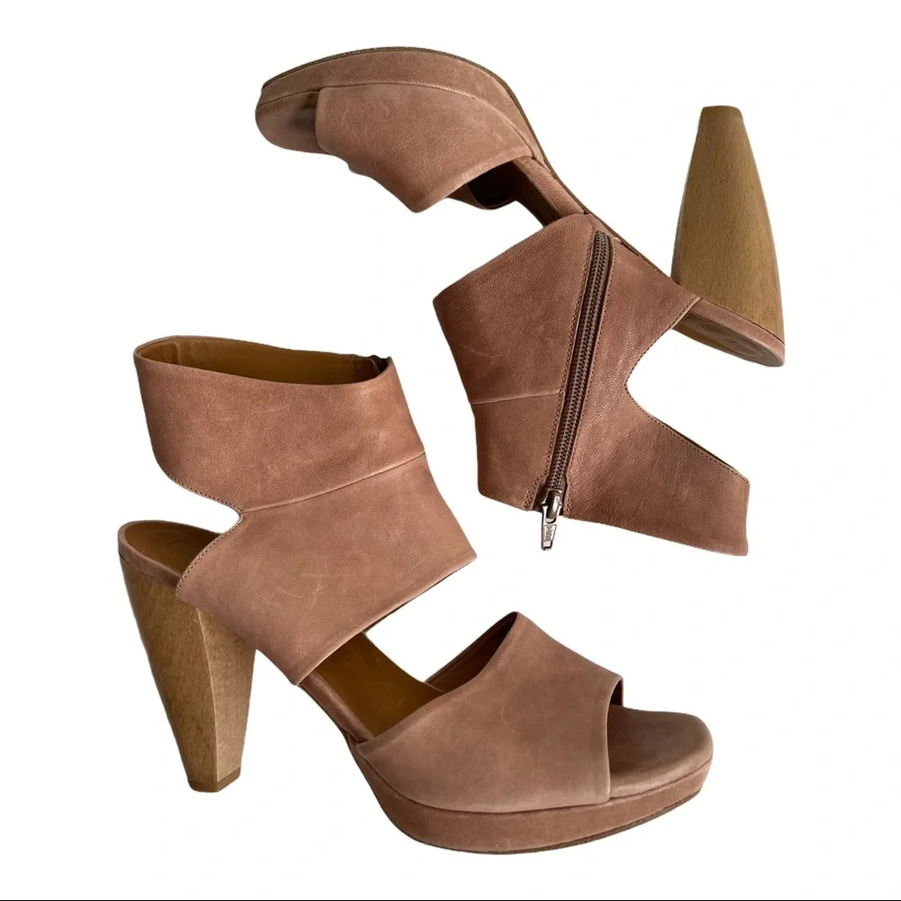 COCLICO Mauve Pink Suede Cutout Platform Sandal Heels